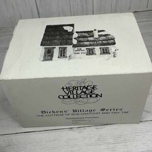 Department 56 Dickens Village Series - The Cottage of Bob Cratchit NO LIGHT - Picture 2 of 4
